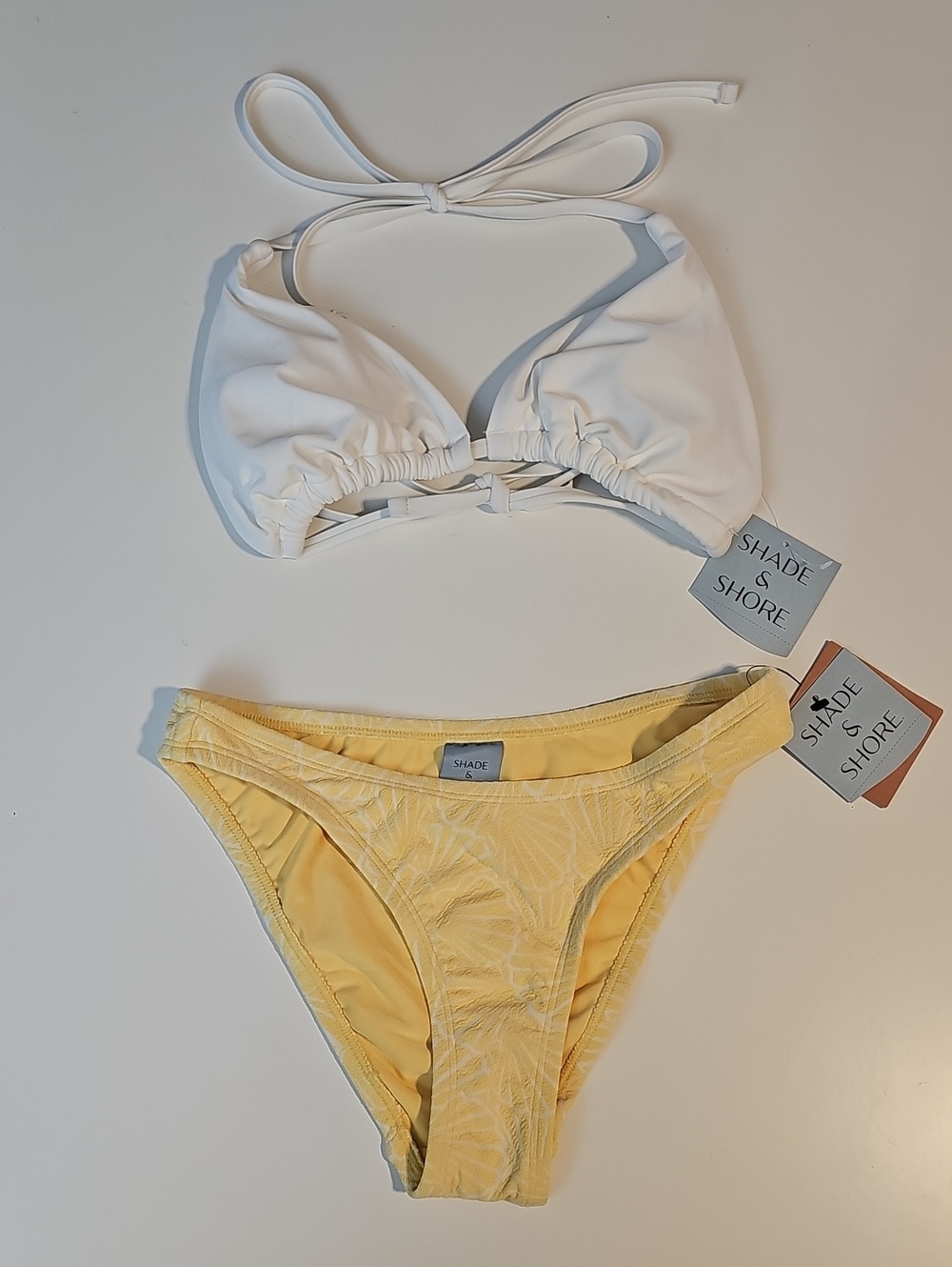 Shade & Shore Women's S White Triangle Top with Yellow/White Shell Bikini Bottom